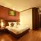 Отель Hemingway's Hotel Patong Beach