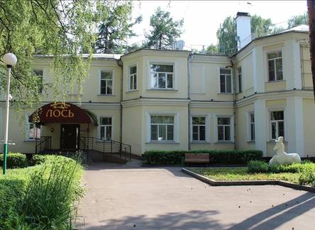 Отель Лось