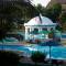 Отель Southern Palms Beach Resort