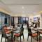 Отель Bahi Ajman Palace Hotel