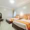 Отель Galaxy Hotel