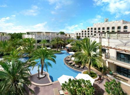 Отель Al Ain Rotana