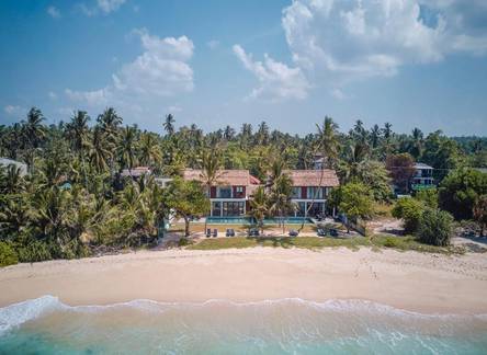 Отель Ubuntu Beach Villas by Reveal