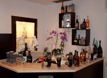 Отель Centosedici Hotel Ristorante