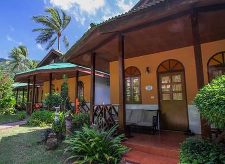 Отель Eden Bungalow Resort