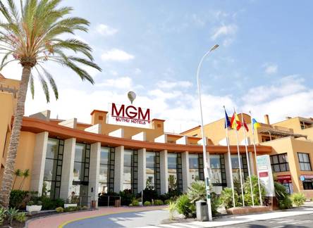 Отель Grand Muthu Golf Plaza