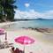 Отель Bhundhari Chaweng Beach Resort