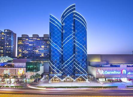 Отель City Seasons Towers Hotel