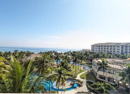 Отель Olalani Resort and Condotel