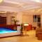 Отель Corfu Maris Hotel