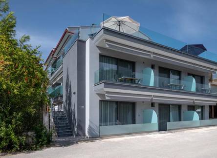 Отель 4-you Family Hotel Apartments