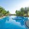 Отель Sea Links Beach Villas