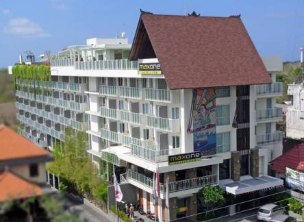 Отель MaxOneHotels at Bukit Jimbaran Bali