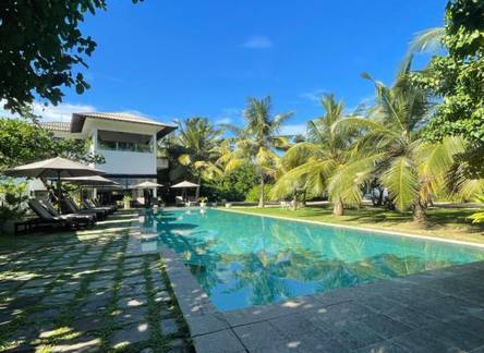 Отель Aavya Cove Villas by Aahaasa