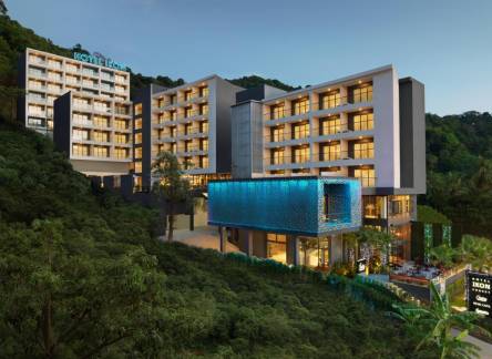 Отель Hotel IKON Phuket