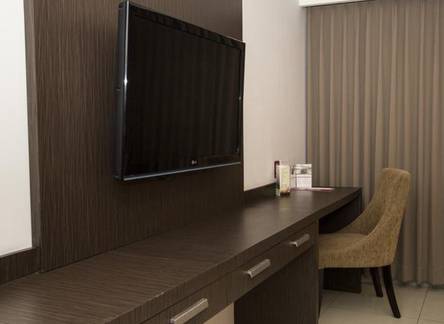 Отель Crystal Kuta Hotel