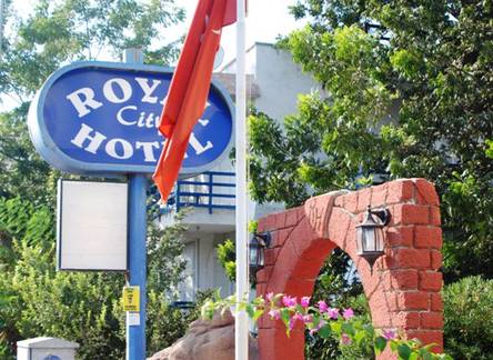 Отель Royal City