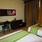 Отель Awatara Boutique Resort Ubud