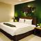 Отель The Gig Hotel