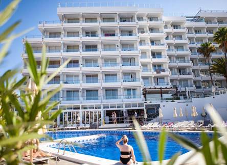 Отель Coral Ocean View - Adults Only