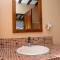 Отель Coral Rock Hotel