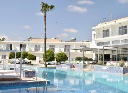 Отель Fedrania Gardens Hotel