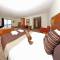 Отель Sunland Resort Hotel Beldibi