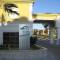 Отель Palm Wings Beach Resort