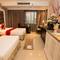 Отель Hope Land Hotel Sukhumvit 46/1