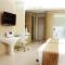 Отель Discovery Beach Hotel