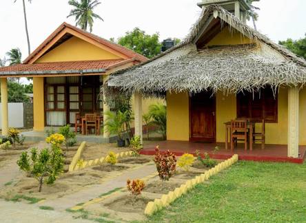 Отель Palm Beach Nilaveli Hotel