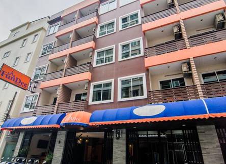 Отель FunDee Boutique Hotel