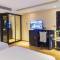 Отель Double-Six Luxury Hotel Seminyak