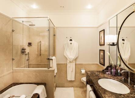 Отель Al Habtoor Palace Budapest, Preferred Hotels & Resorts