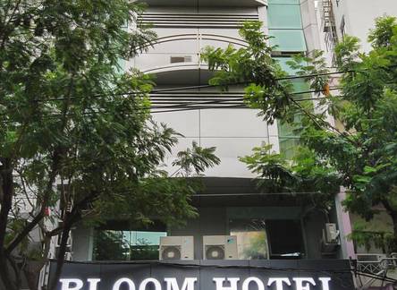 Отель Bloom Saigon Hotel