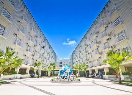Отель Azalea Hotels & Residences Boracay