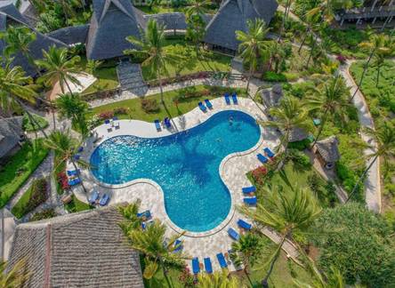 Отель Breezes Beach Club & Spa