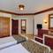 Отель Montana Pine Resort Hotel & Spa
