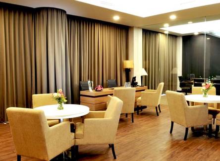 Отель Discovery Hotel & Convention Ancol