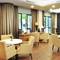 Отель Discovery Hotel & Convention Ancol