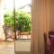 Отель The Tandem Guesthouse, Hikkaduwa