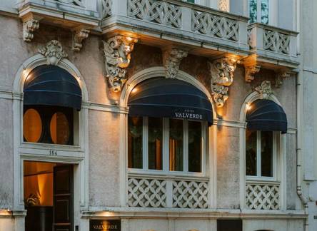 Отель Valverde Hotel