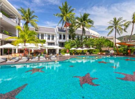 Отель Sawaddi Patong Resort