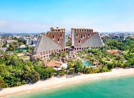 Отель Centara Grand Mirage Beach Resort