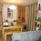 Отель Life Apartments
