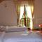 Отель Rooms and Apartments Mirovic
