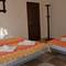 Отель Rooms and Apartments Mirovic