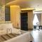 Отель Eloisa Royal Suites