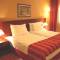 Отель Hotel Atrium Residence Baska