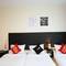 Отель Boss Suites, Nana Tai